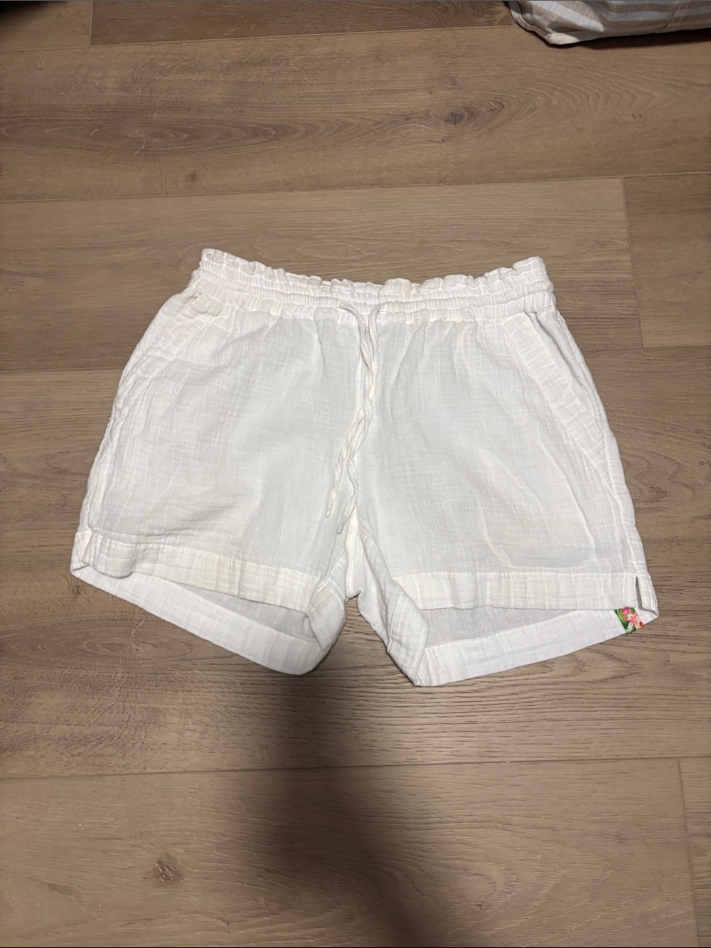 Tommy Bahama White Linen-Blend High Waist Drawstring Shorts